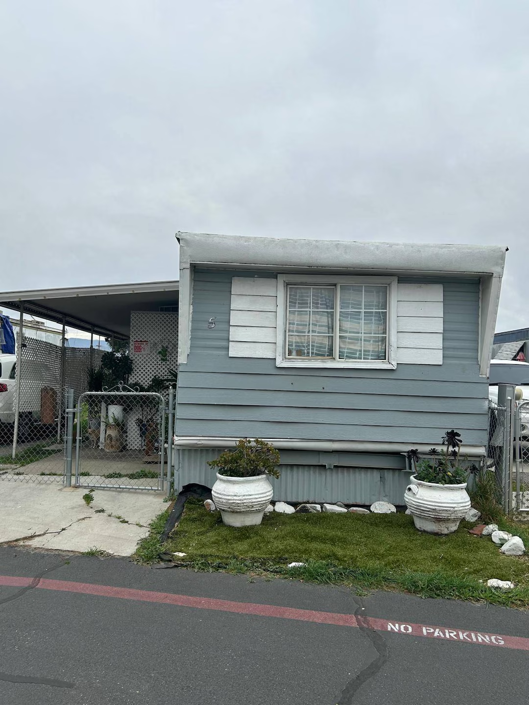 2BR/1BA Manufactured Home – Acacia Villa Space 5 Rialto