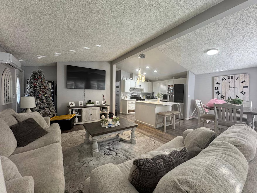 2BR/2BA Remodeled Double-Wide – Bravo Estates Riverside - Photo 8