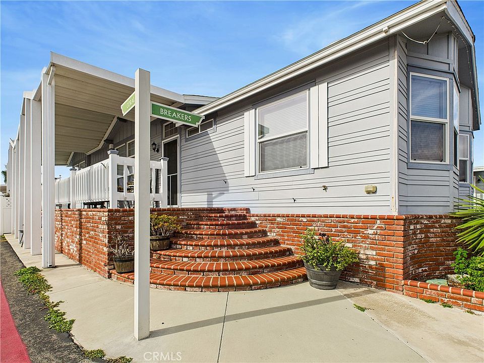 3BD/2BA Move-In Ready in Huntington Shorecliffs — Space 140 - Photo 6