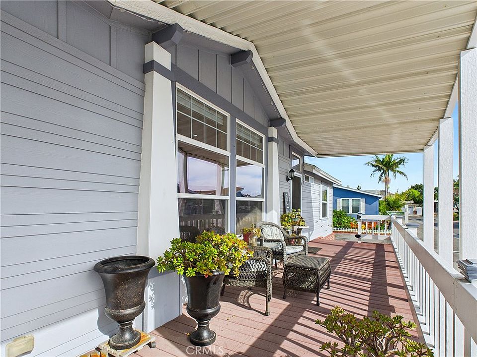 3BD/2BA Move-In Ready in Huntington Shorecliffs — Space 140 - Photo 13