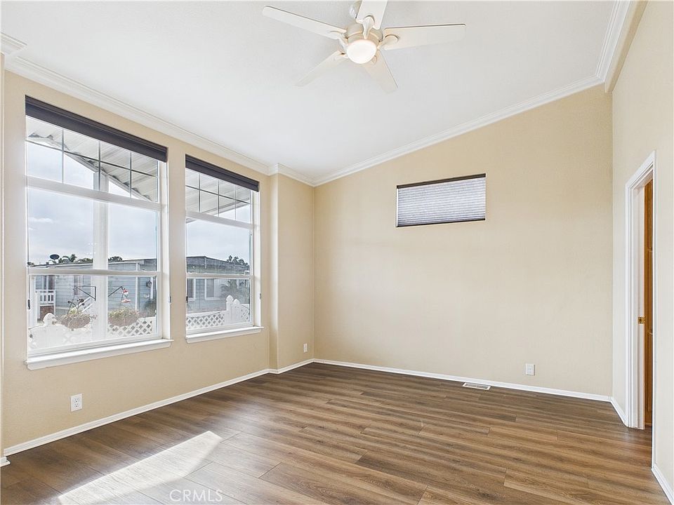 3BD/2BA Move-In Ready in Huntington Shorecliffs — Space 140 - Photo 28