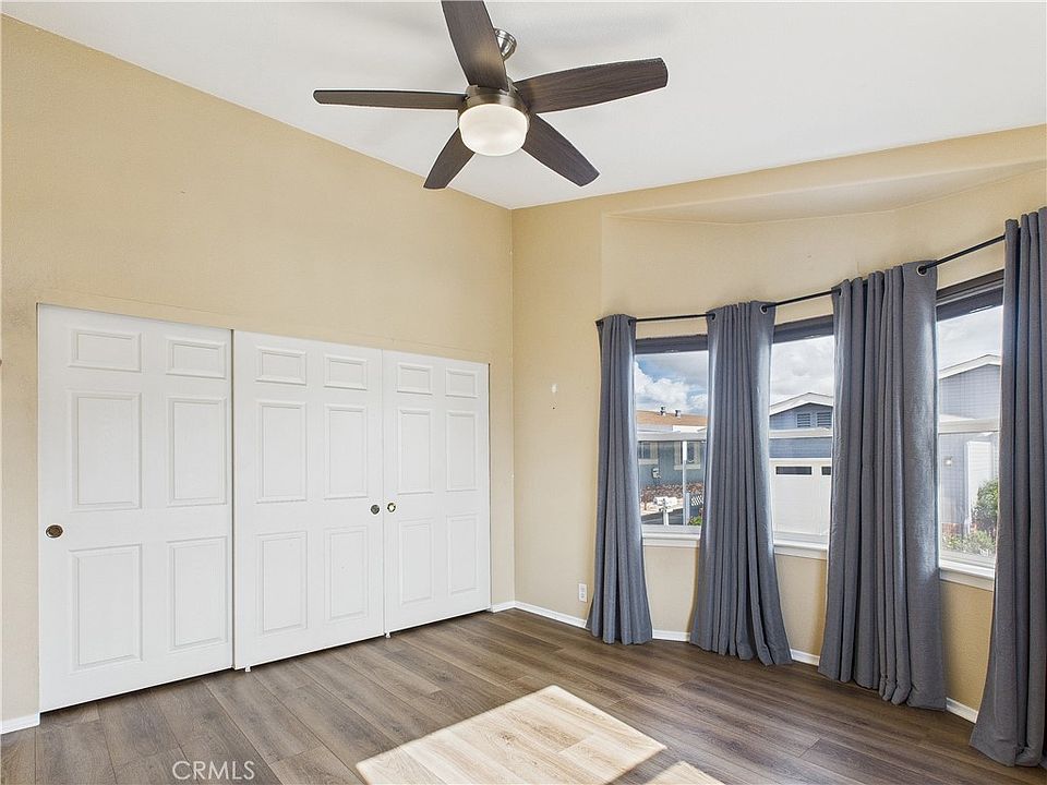 3BD/2BA Move-In Ready in Huntington Shorecliffs — Space 140 - Photo 30