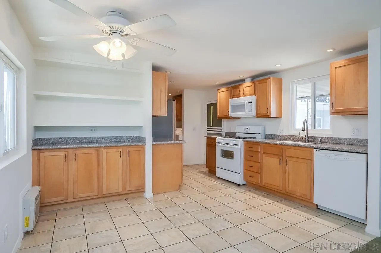 2BR/2BA Manufactured Home - San Diego