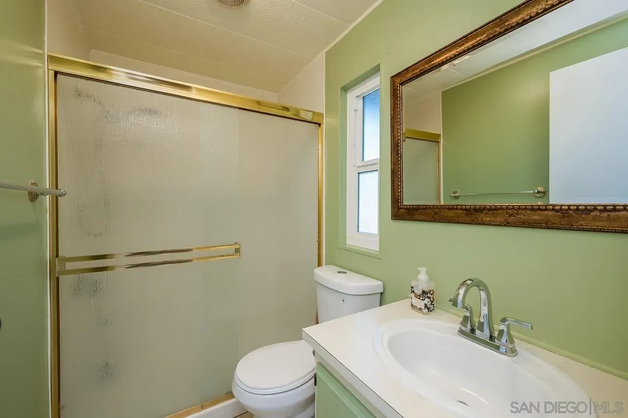 2BR/2BA Manufactured Home - San Diego - Photo 4