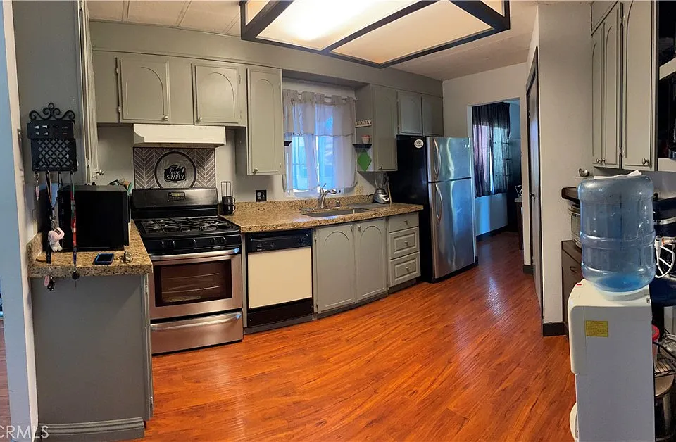 Stunning Views 4BR/2BA – Rancho Caballero All-Ages Space 99 - Photo 4