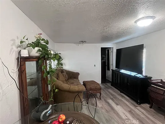 Charming 3BR/2BA – Sunrise Pass, Barstow - Photo 11