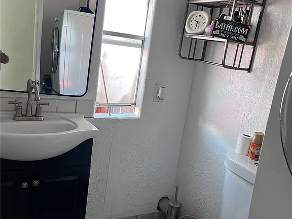 Charming 3BR/2BA – Sunrise Pass, Barstow - Photo 14