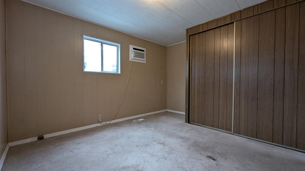 318 Sunny Hills Dr — 2BR/1BA Mobile Home in Rancho Cordova - Photo 12