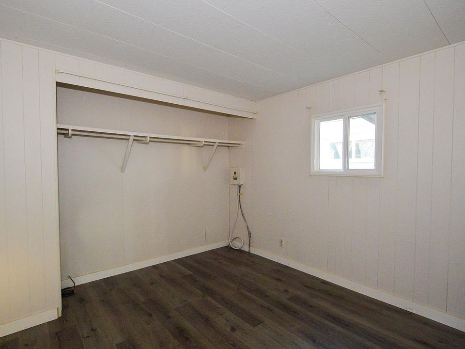 Refreshed 2BR Double-Wide — Fairway Estates, North Highlands - Photo 6