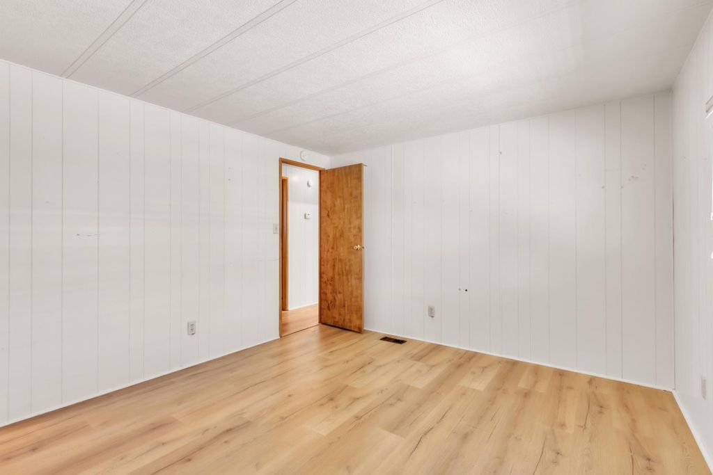 396 Ravine Cir — 2BR/2BA Mobile Home in Rancho Cordova - Photo 12