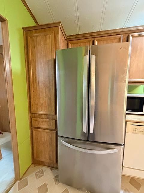 2BR/2BA Doublewide in 55+ Gated Community — Rancho Cordova - Photo 4