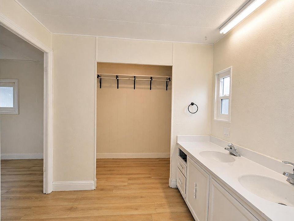 3BR/2BA Manufactured Home in Fairway Estates — North Highlands
