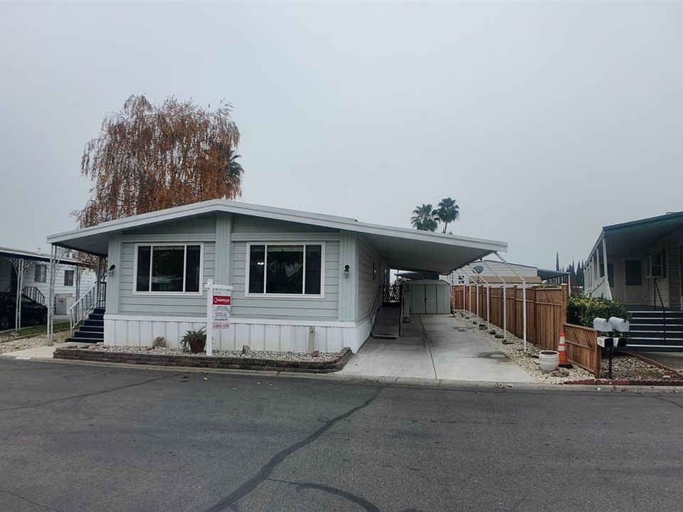 Spacious Double-Wide 2BR/2BA in Sierra Meadows 55+ — Citrus Heights