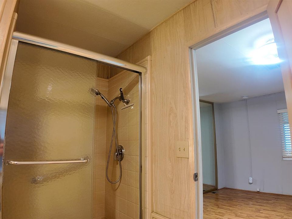 Spacious Double-Wide 2BR/2BA in Sierra Meadows 55+ — Citrus Heights - Photo 20