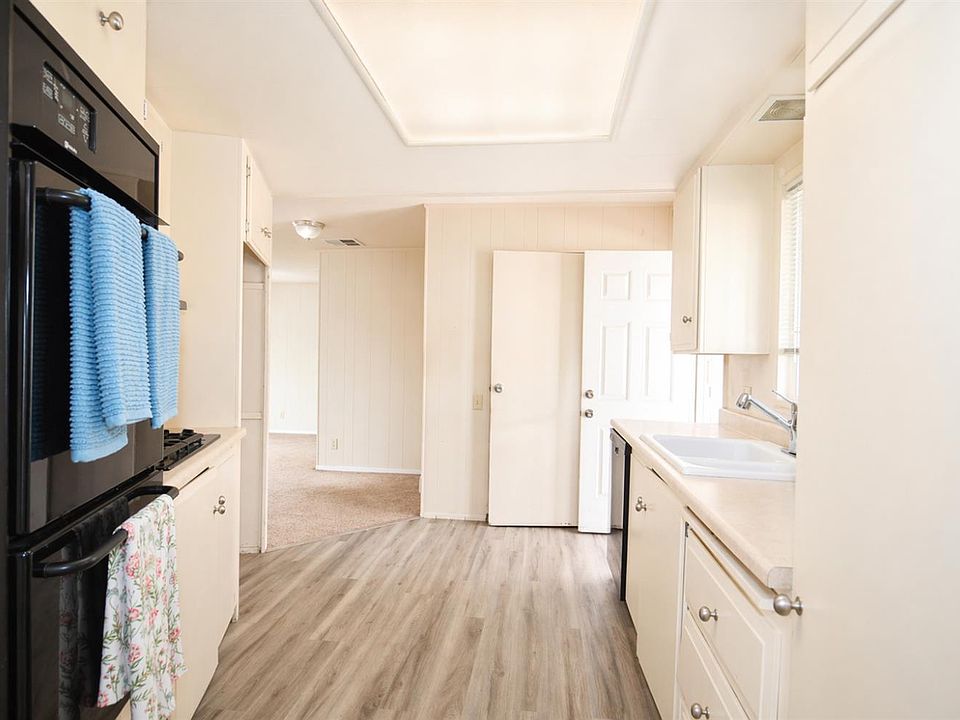 2BR/2BA in Gated Capital Estates — South Sacramento - Photo 9