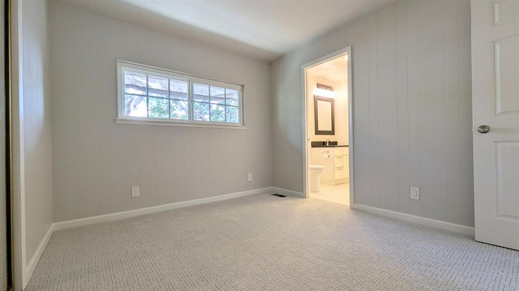 6717 Alden Ln — Remodeled 2BR/2BA Mobile Home in Citrus Heights - Photo 17