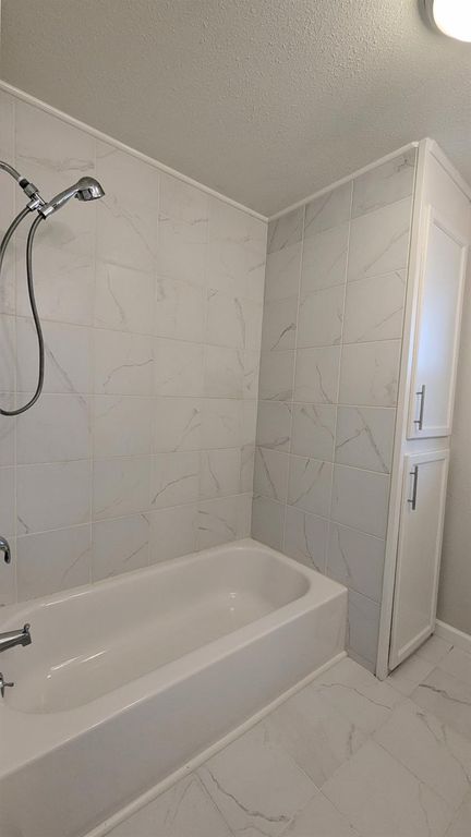 6717 Alden Ln — Remodeled 2BR/2BA Mobile Home in Citrus Heights - Photo 23