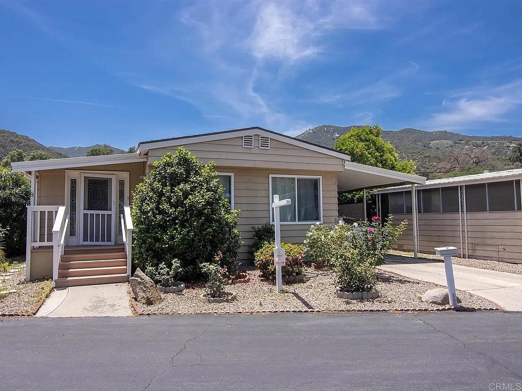8975 Lawrence Welk Dr Spc 45 — 2BR/2BA in Champagne Village, Escondido - Photo 18