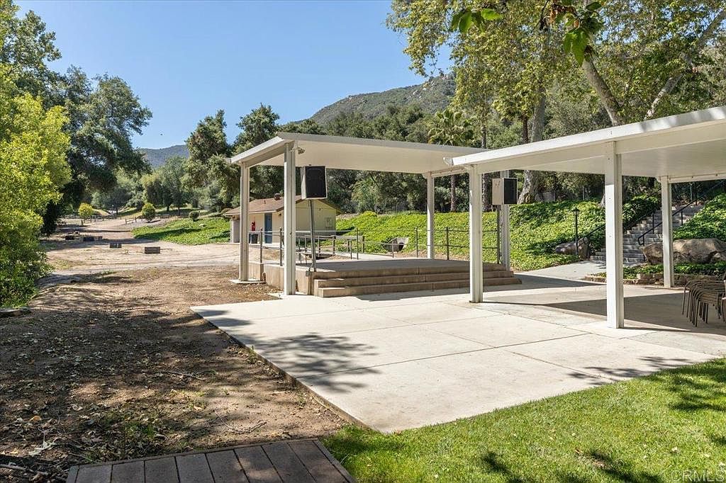 8975 Lawrence Welk Dr Spc 45 — 2BR/2BA in Champagne Village, Escondido - Photo 20